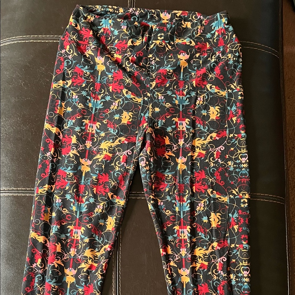 Like new! Lula Roe leggings women’s OS